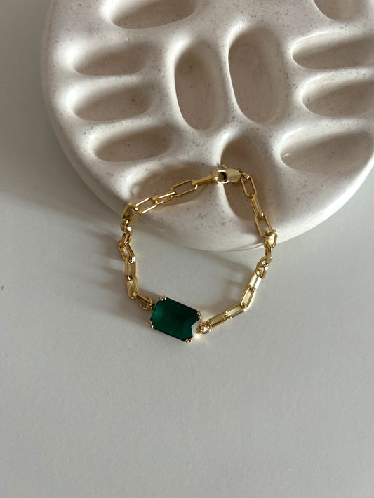 Green stone bracelet